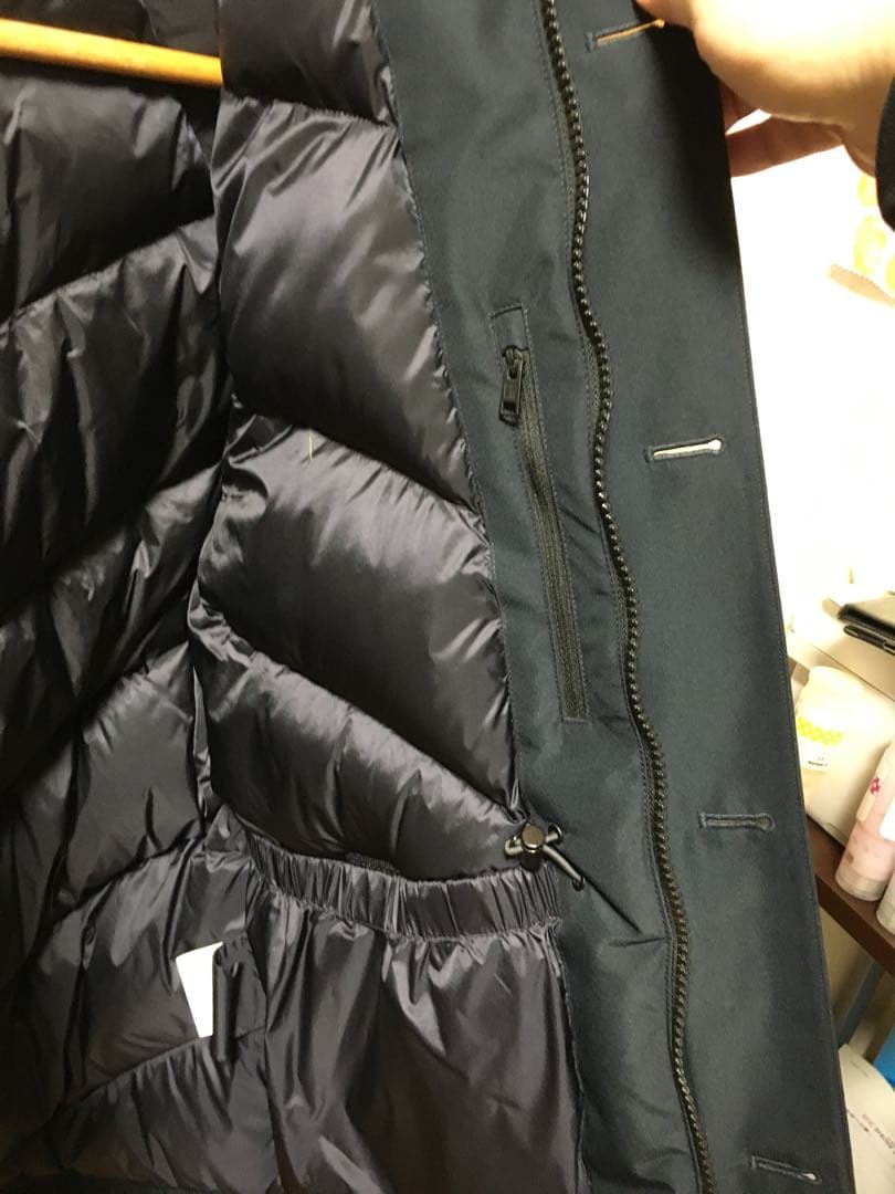 ゴアテックスダウンウールリッチWOOLRICH 紺色 良好　Lサイズ