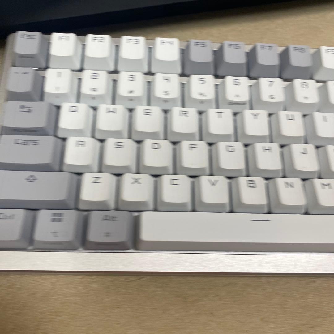 キーボード ASUS ROG Azoth Moonlight White