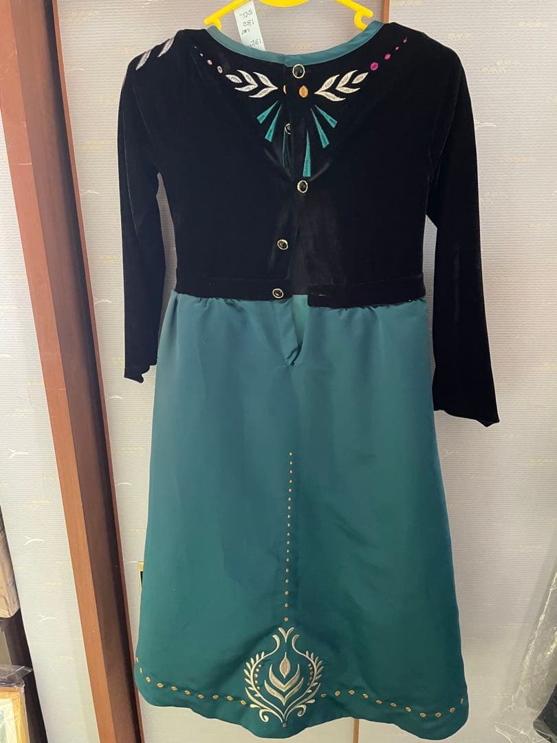 アナと雪の女王2 アナ　戴冠式　ドレス　130