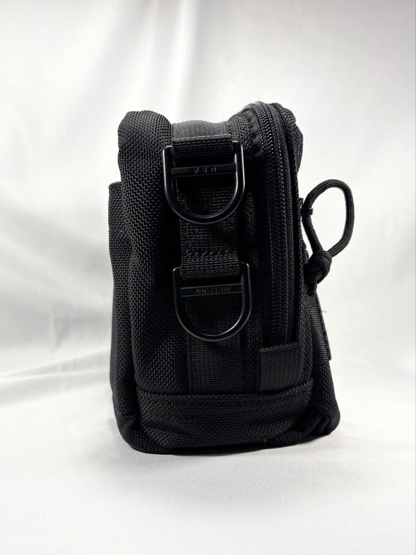 【美品】BRIEFING ショルダーバッグ MADE IN USA ブラック 黒