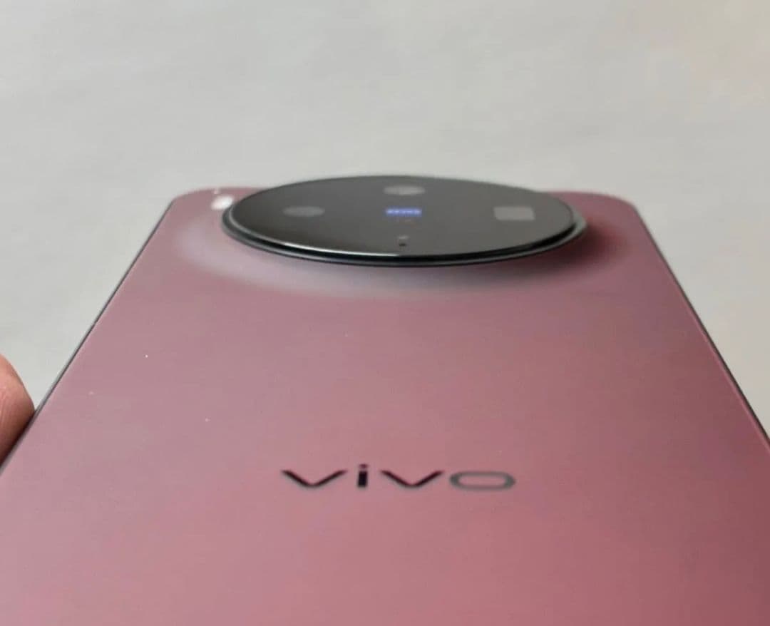 使用僅か　グローバル版　vivo X300 SummitRed　12/512GB