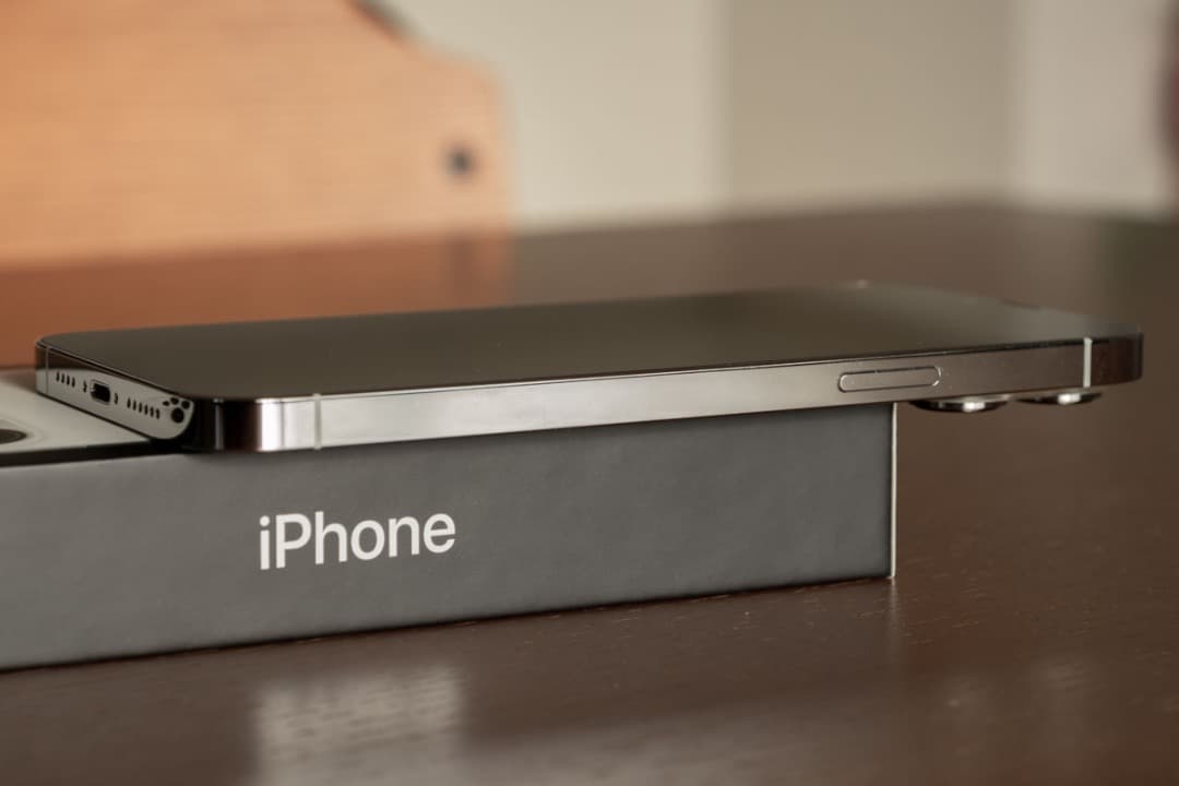 【美品】iPhone 13 Pro Max 512GB シルバー