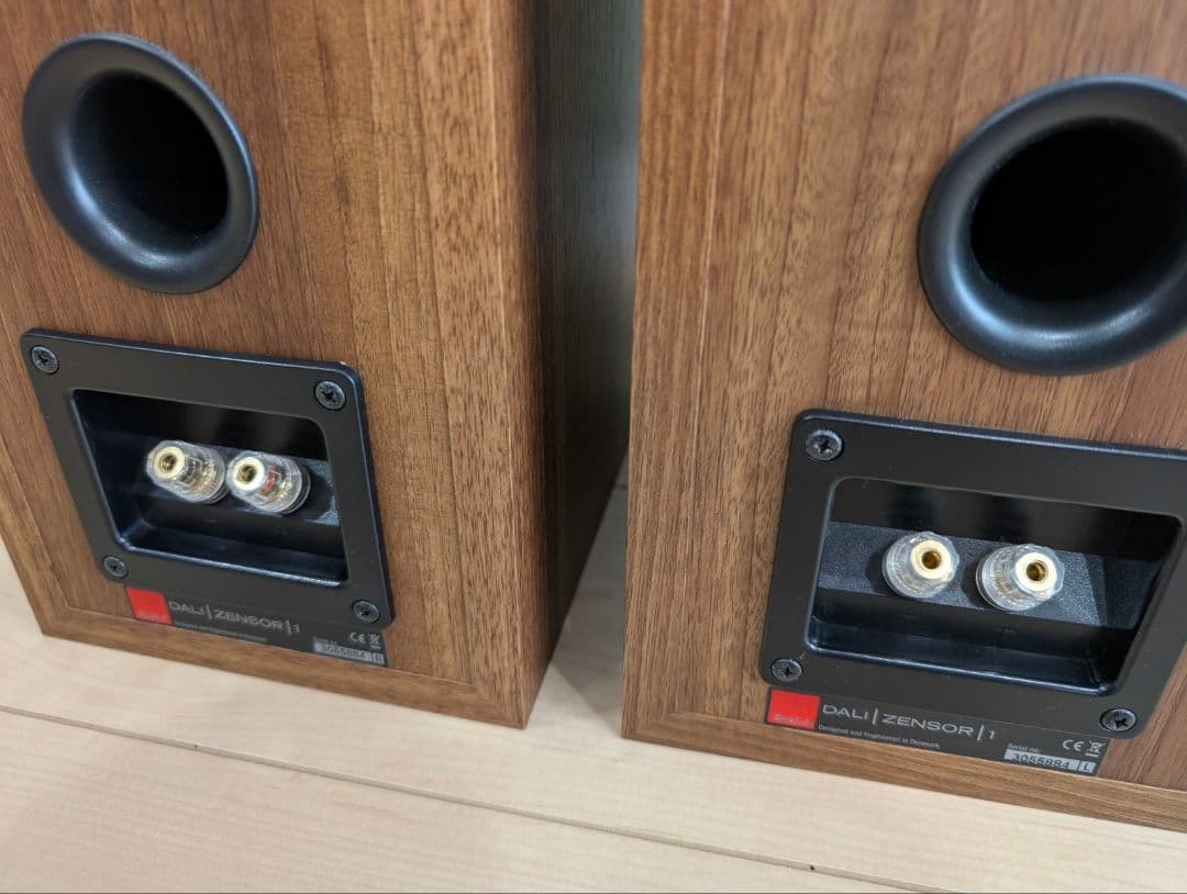 DALI Zensor1 ライトウォールナット　2本
