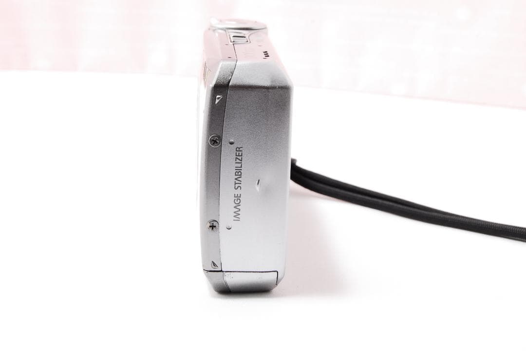 〓コンパクトデジカメ〓キヤノン CANON IXY 50S 大容量メモリカード付