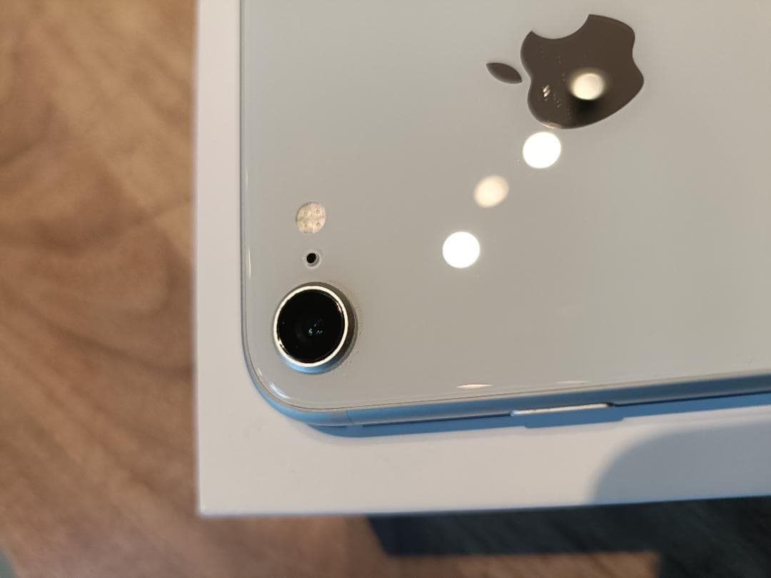 Apple iPhone 8 64GB ホワイト 本体