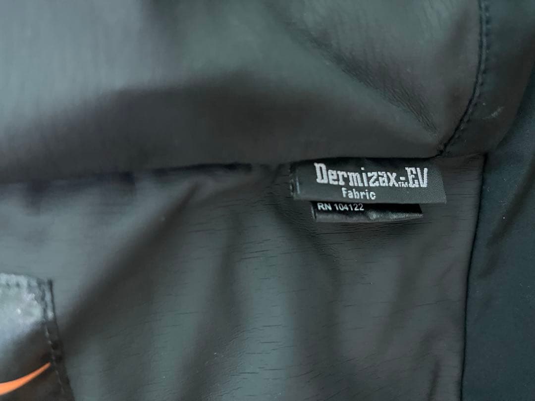 KJUS メンズ　スキーウェア 48 レッド RECCO 高機能 防水 防風