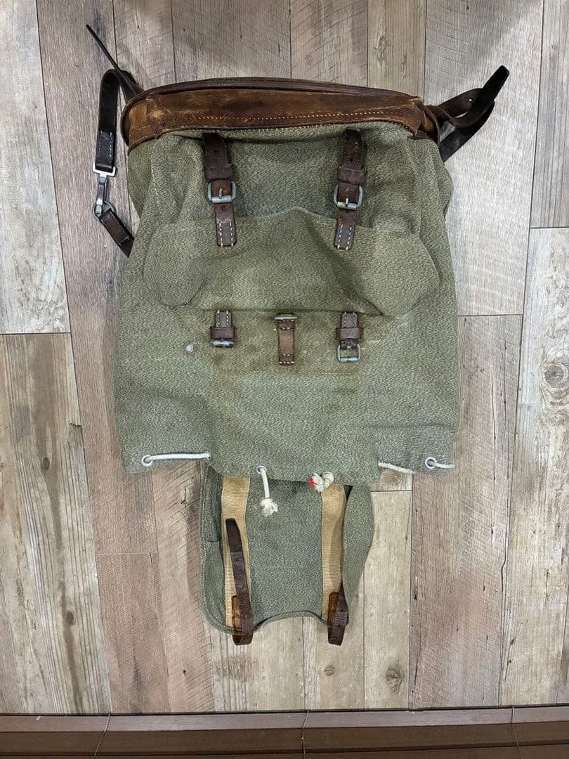 ごま塩　スイス軍　1960年　リュック