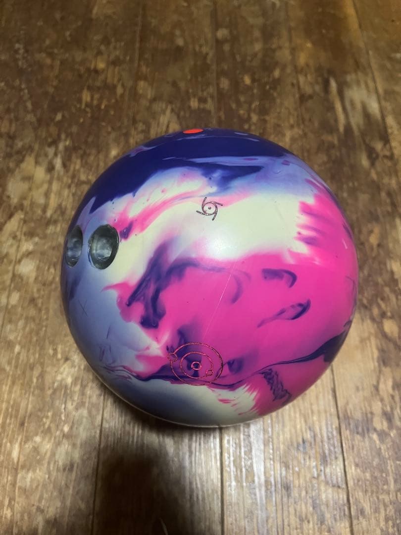 ボウリングボール　アイオンマックス　15.2