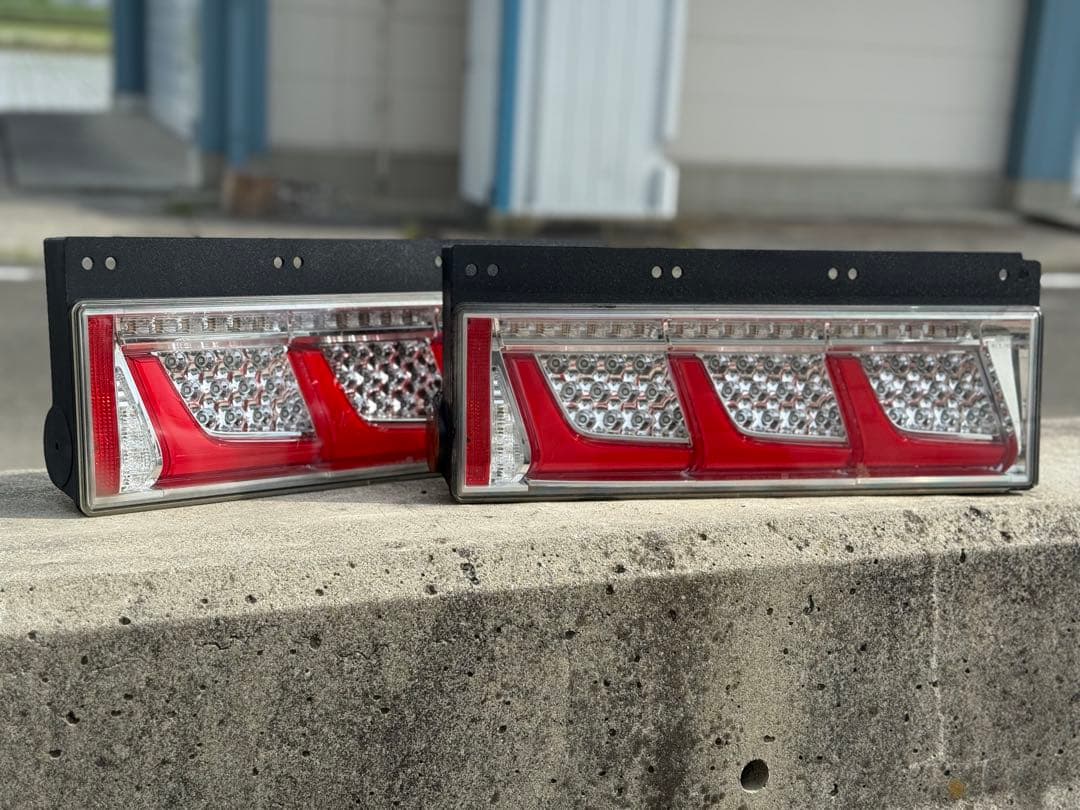 トラックテールランプ 2個セット