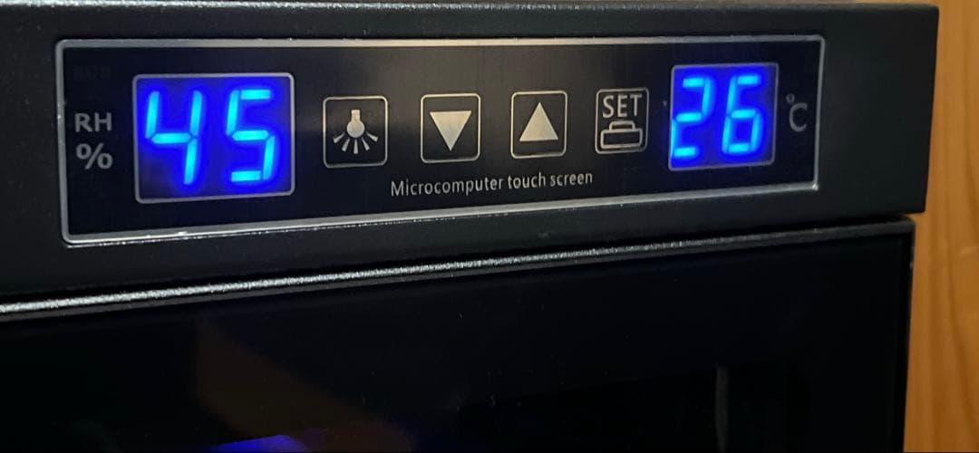 Zeiss Planar 50mm f/2.0 zm マウント