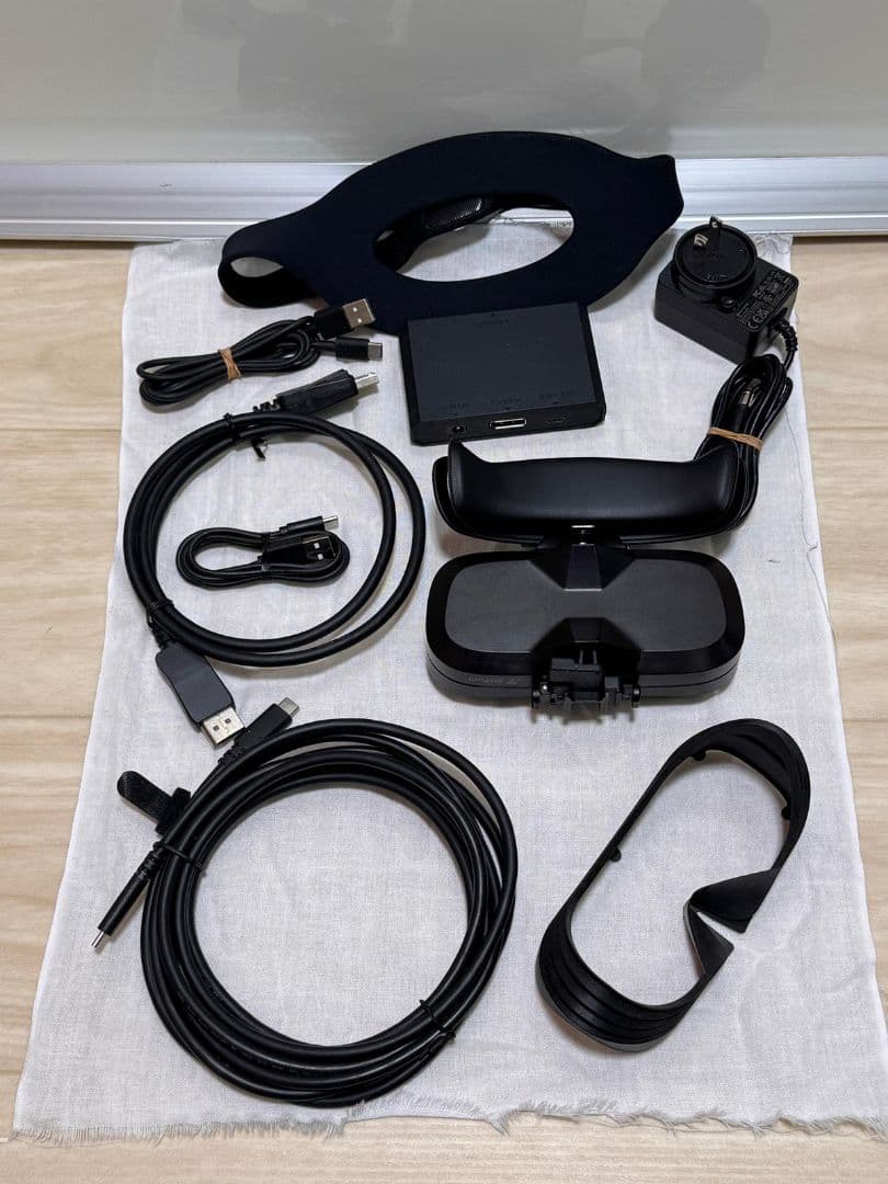 その他 Shiftall svp-vgc3B MeganeX superlight 8K