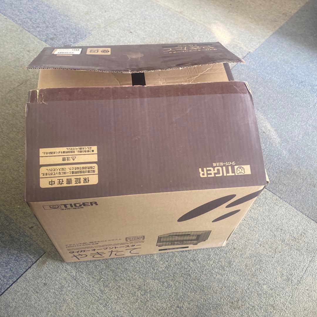 新品未使用タイガー オーブントースター やきたて レッド KAE-A130