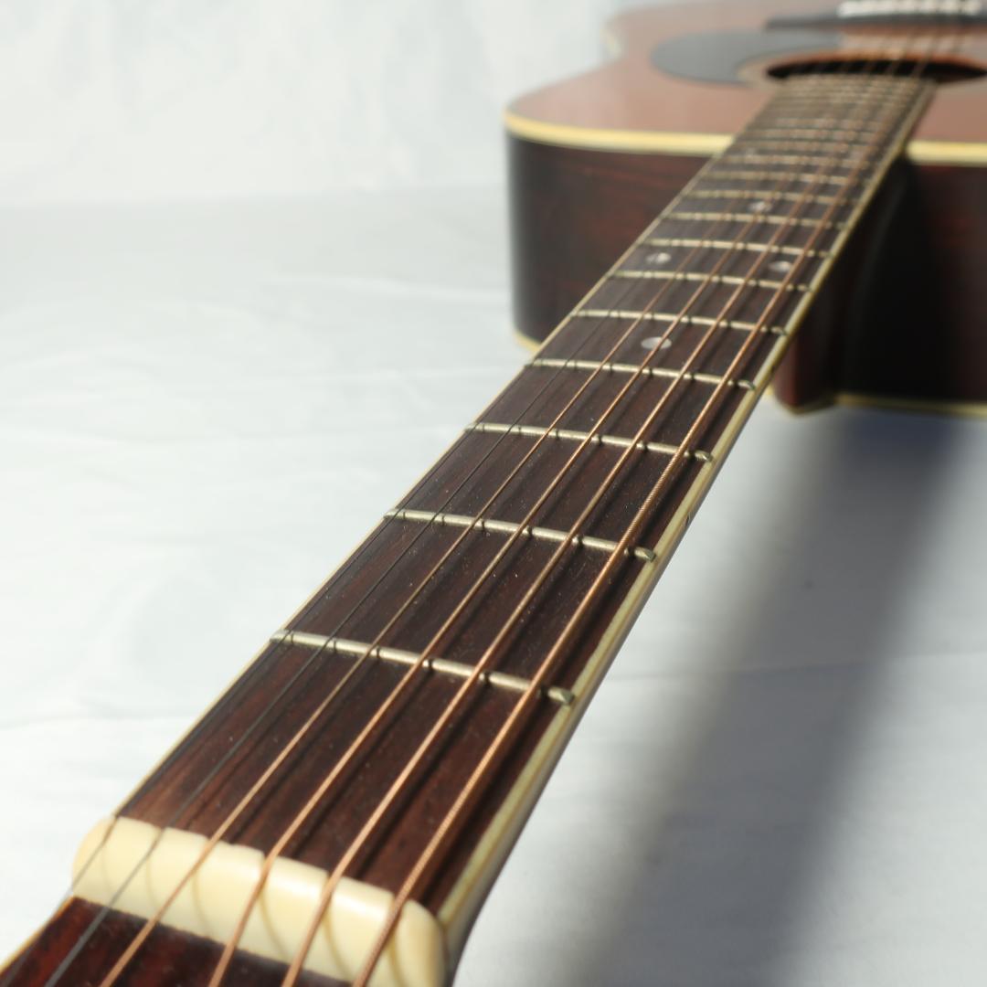 Morris W-30 アコースティックギター ハードケース付