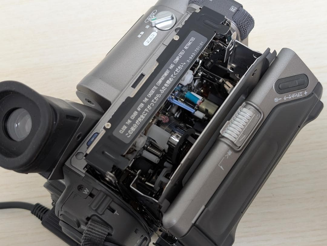 SONY CCD-TR1 ビデオカメラ ダビング等に