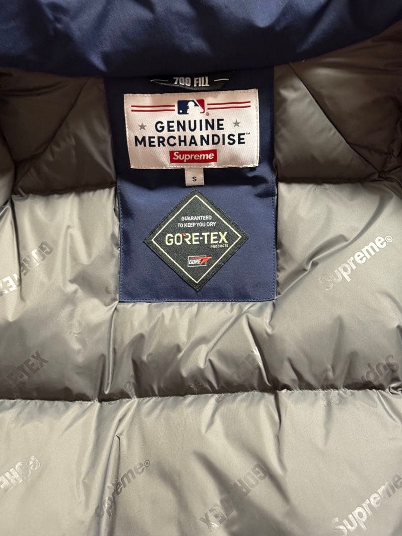 Supreme ニューヨーク・ヤンキース ダウンジャケット Sサイズ