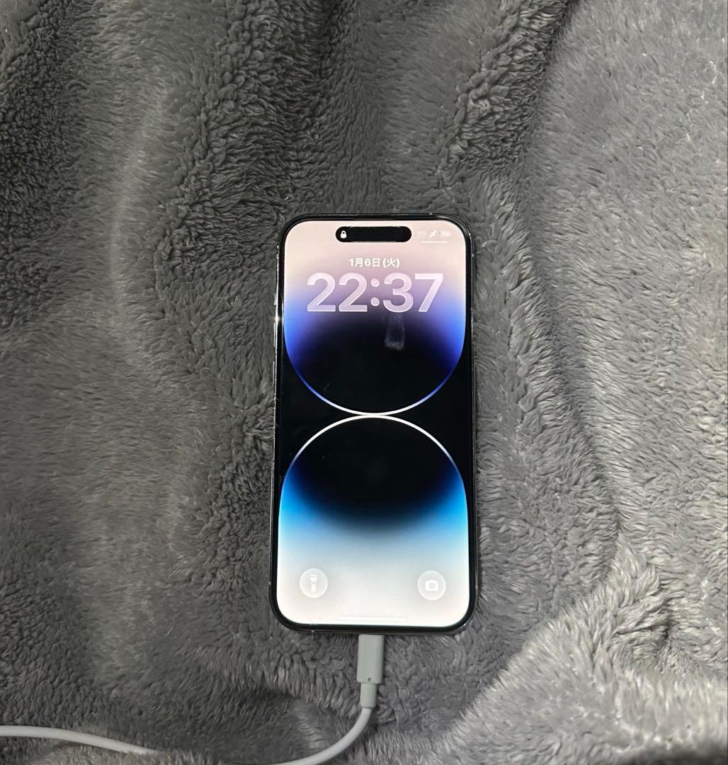 iPhone 14 Pro シルバー 本体 128GB 背面割れ