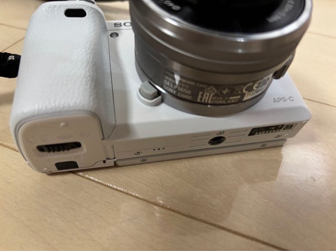 SONY α6000 ダブルズームレンズセット(16-50、55-210）