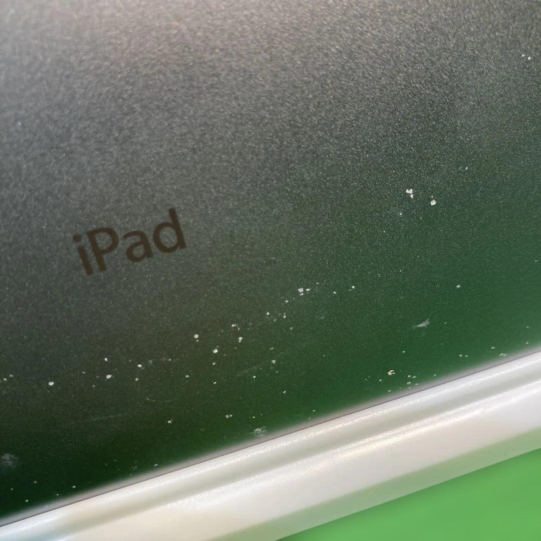 Apple iPad 第6世代 スペースグレー 本体