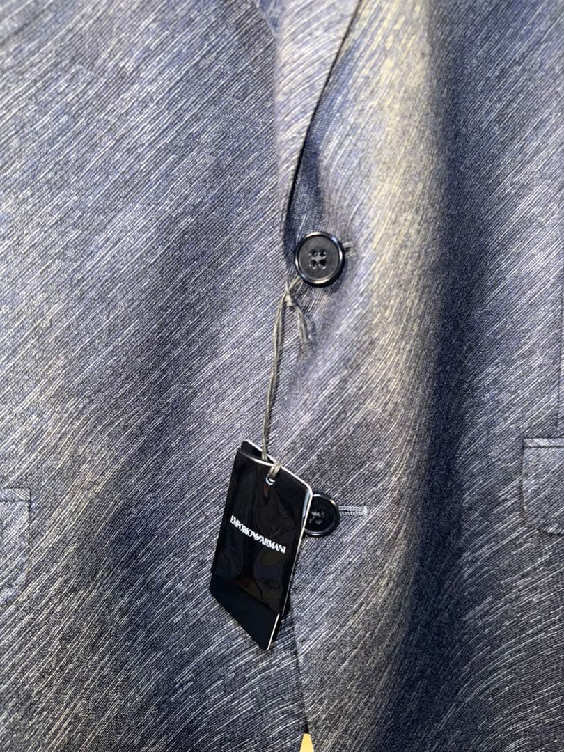 【エンポリオアルマーニ】新品タグ付き定価300,000円セットアップ52