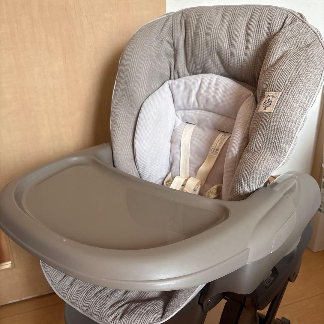 【美品】コンビ ネムリラ シンプライト ハイローチェア 手動