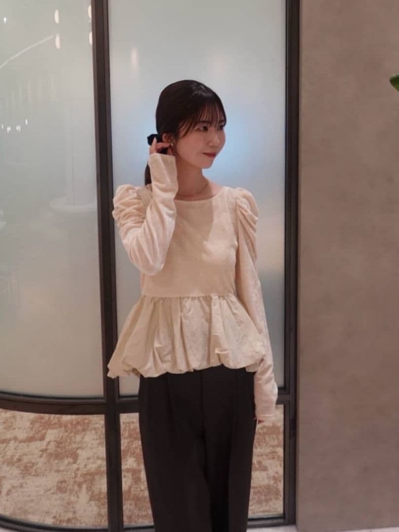 実物写真あり完売 ココディール ベロアドッキングバルーントップス