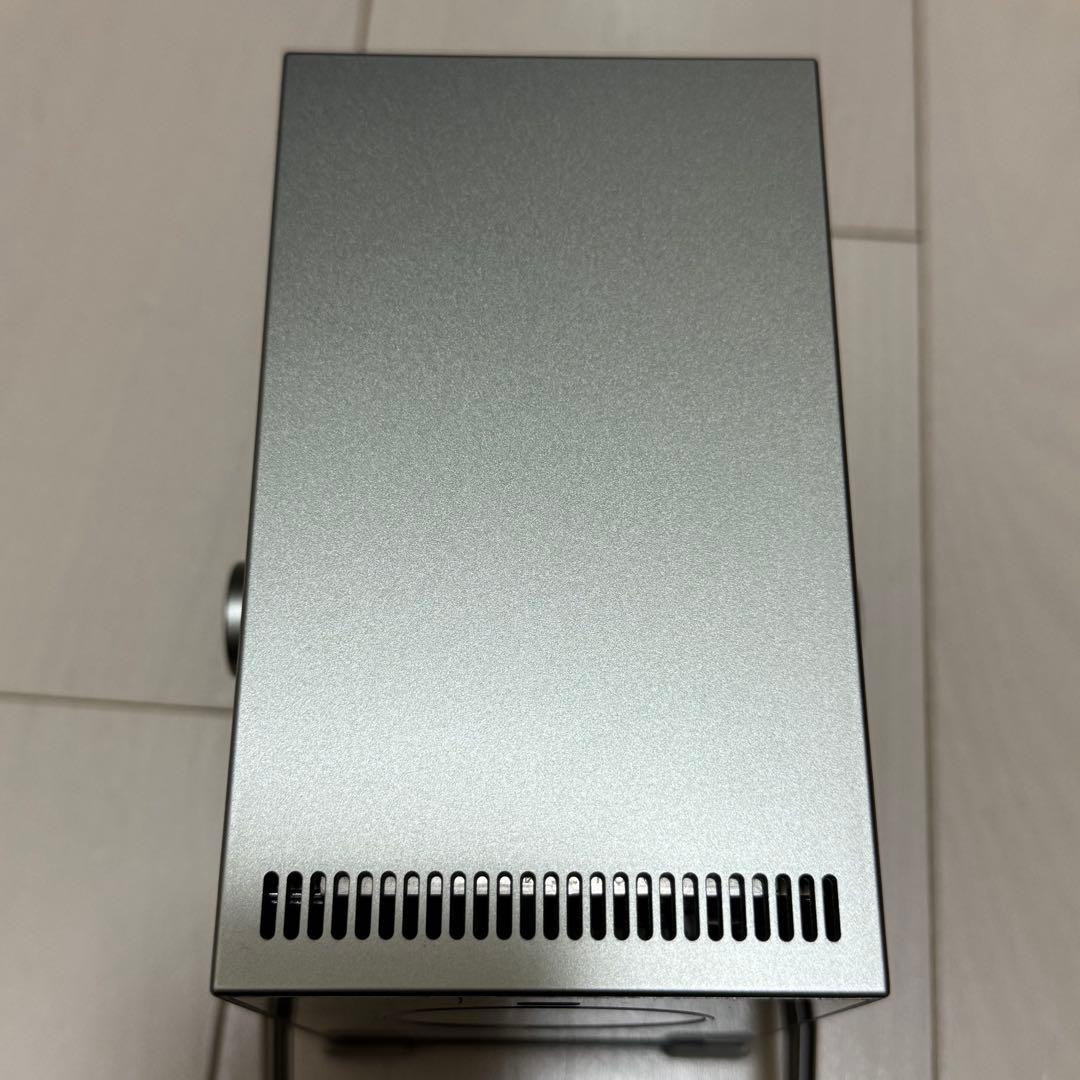 LG CineBeam Q 4KHDRレーザープロジェクター HU710PB