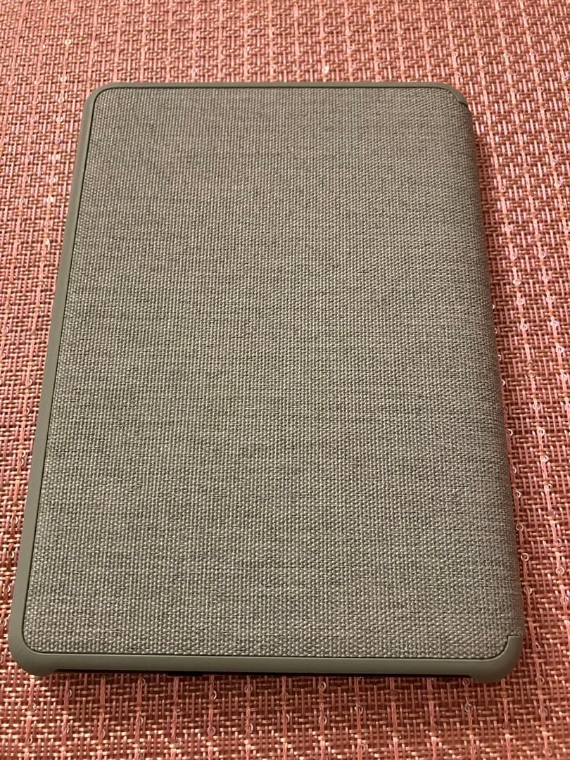 Kindle 無印ブラック　11世代2024 グリーンのケース付き