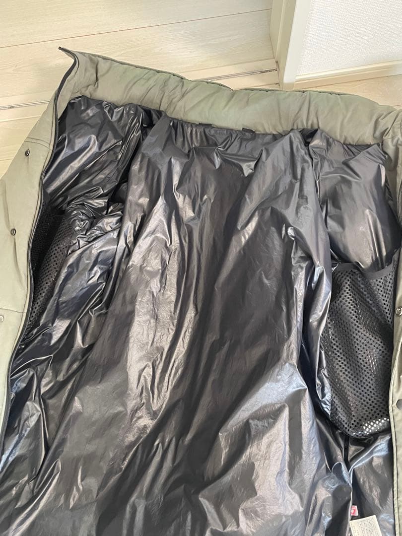 ワイルドシングス WILDTHINGS FLAGSTUFF モンスターパーカー