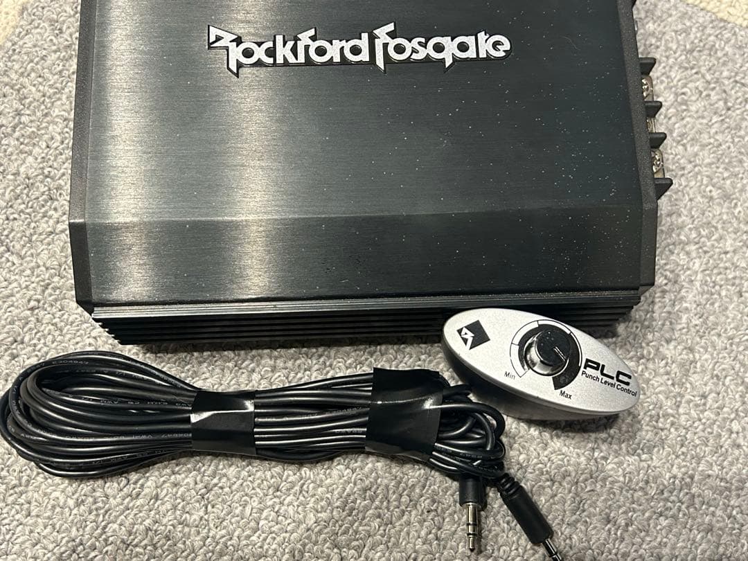 ロックフォード フォズゲート　パワーアンプ　R250-1D