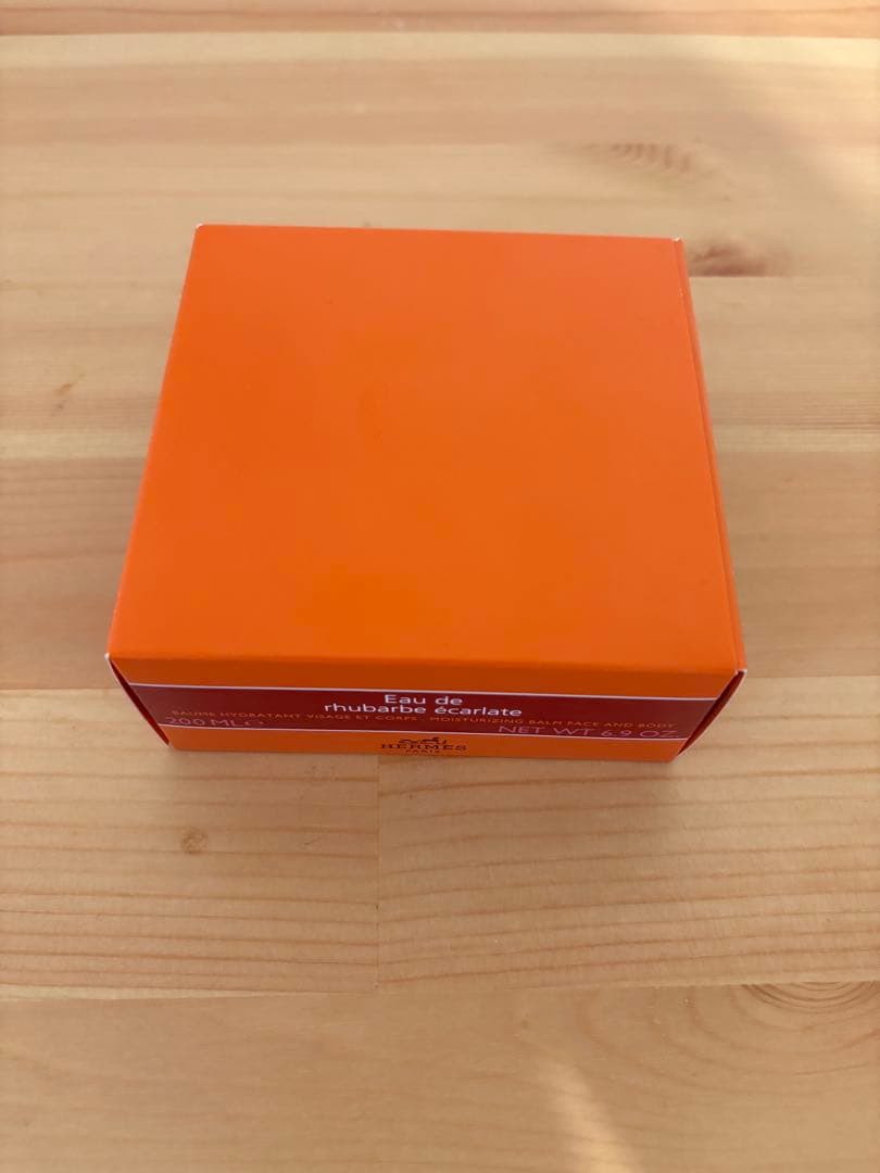 HERMES Eau de Rhubarbe Écarlate ボディクリーム