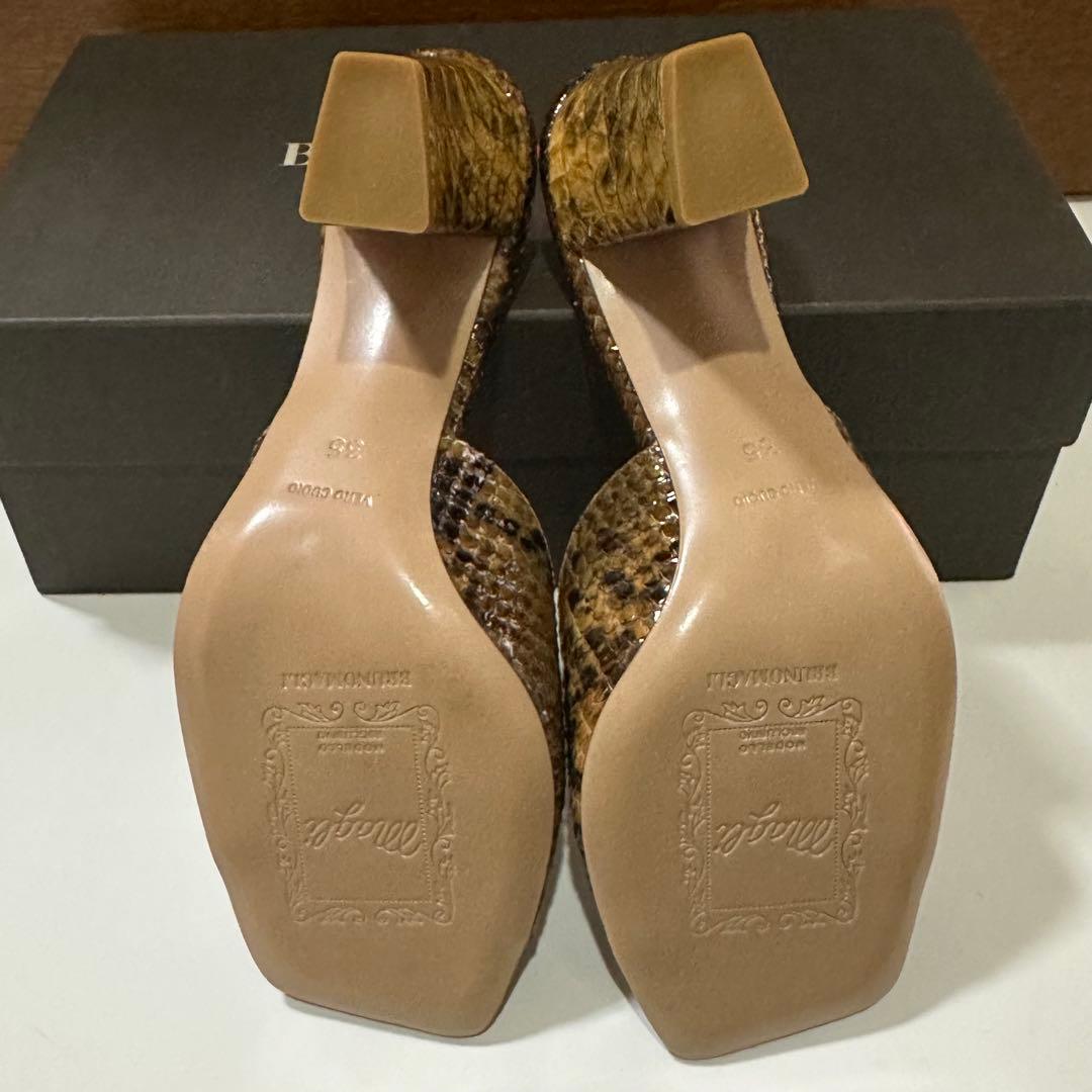 ◆pockypocky◆BRUNO MAGLI 型押しパイソン　サンダル