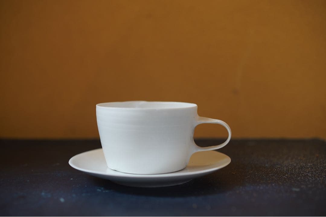 黒田泰蔵　白磁　カップとソーサー