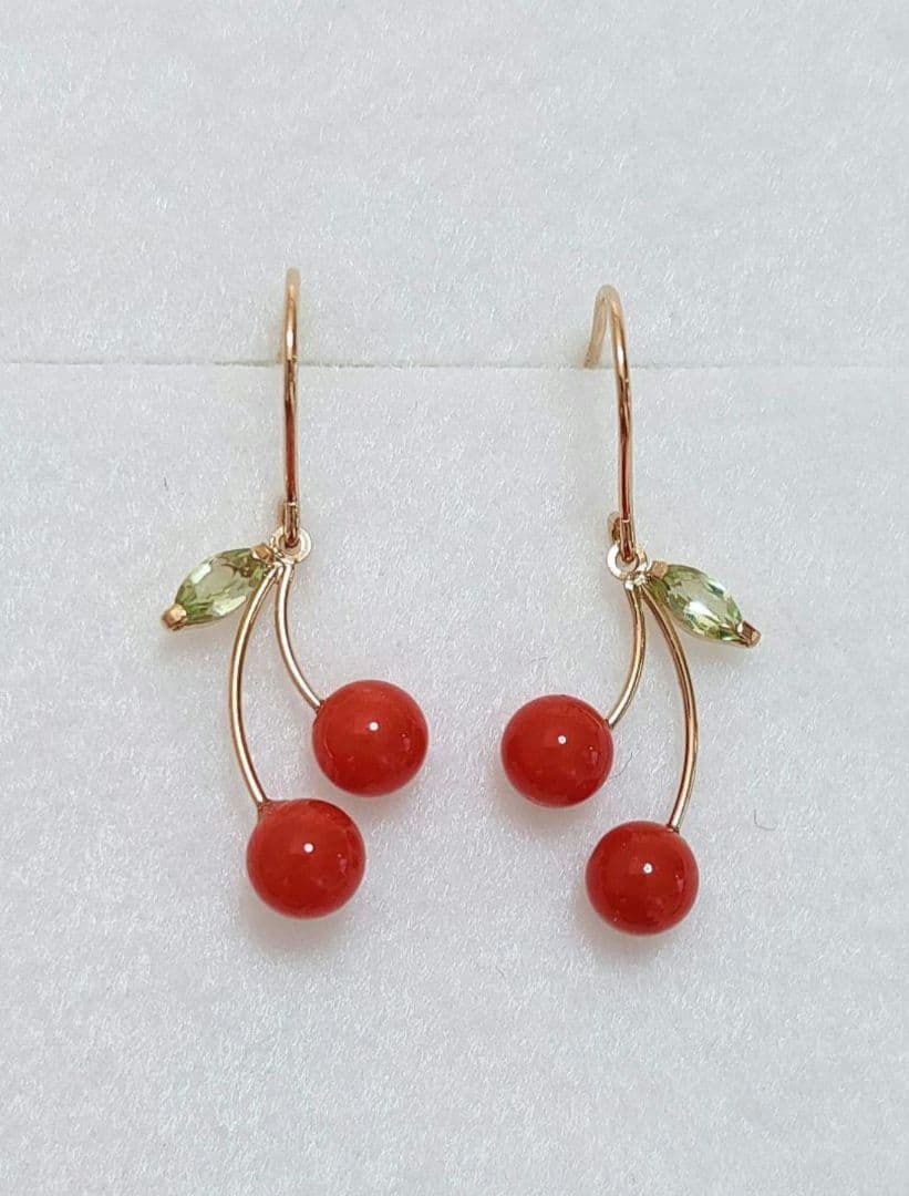 未使用品 k18 赤珊瑚 ペリドット ネックレス と ピアス セット