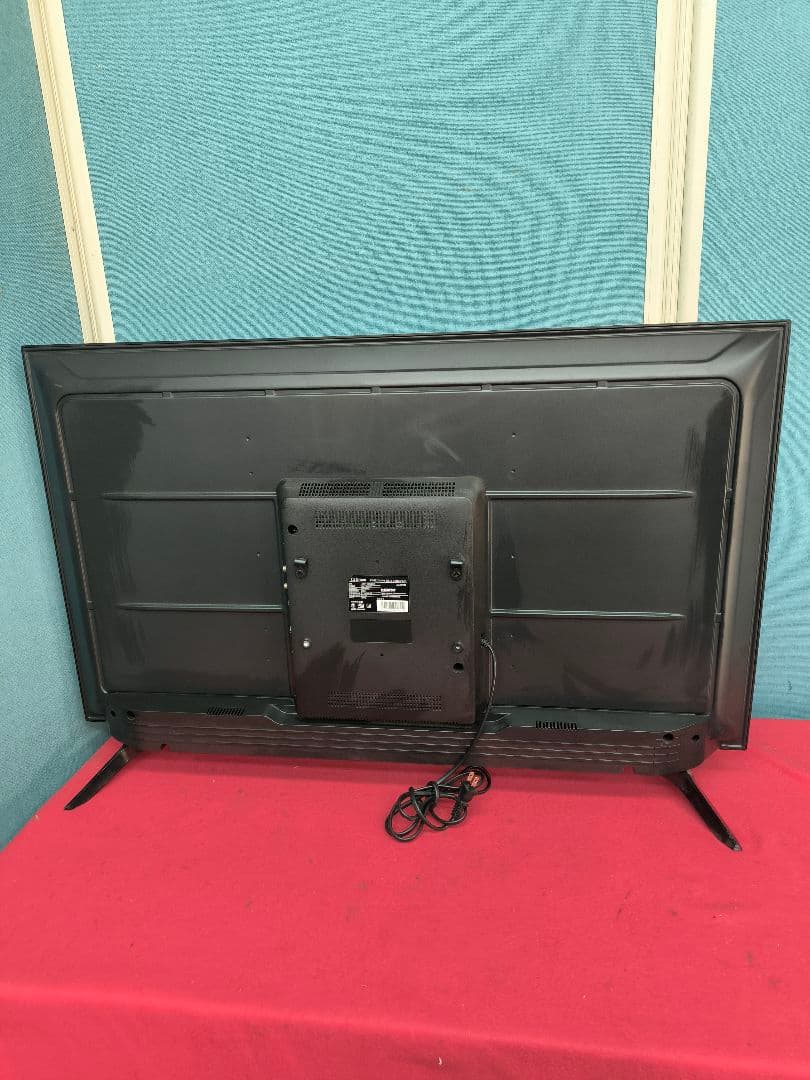 2021年製　山善43V型フルハイビジョン液晶テレビ QRT-43W2KR