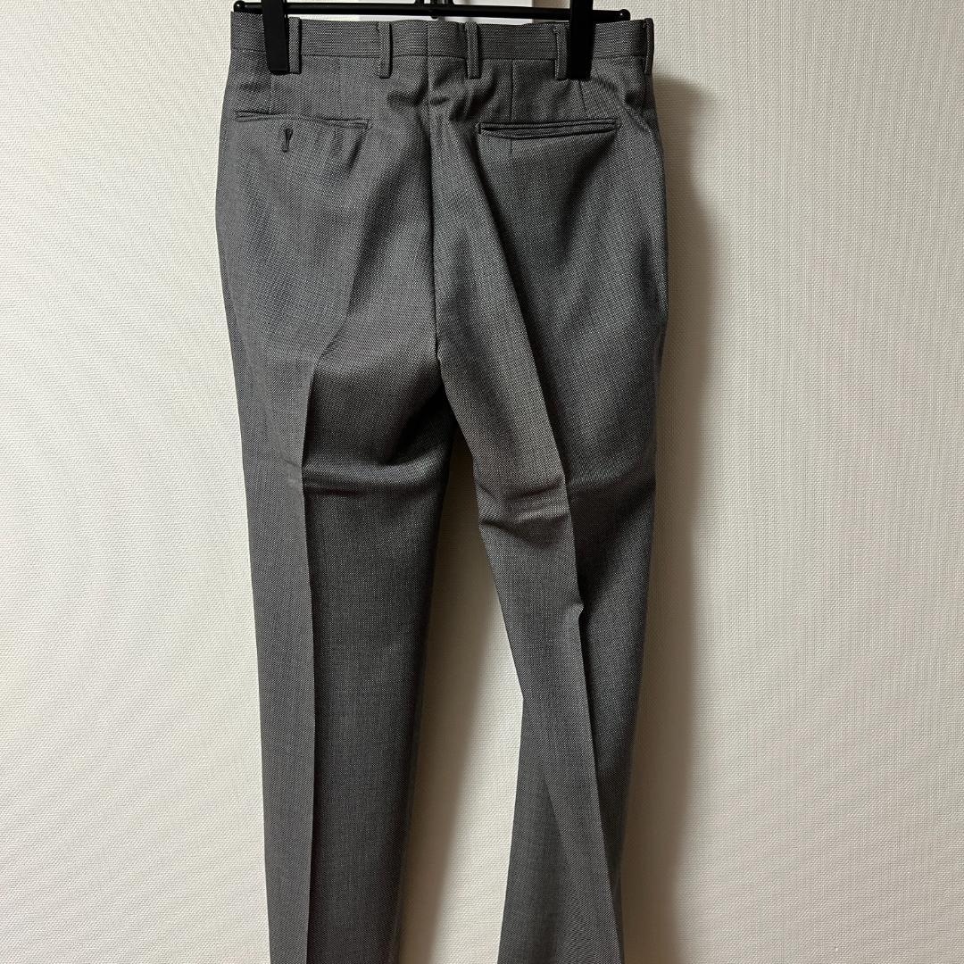 【新品、未使用】ビジネススーツ灰色極細チェック柄（バーバリーブラックレーベル）