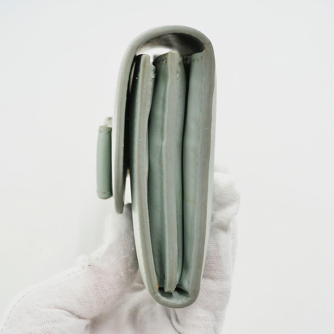 【極美品】Ferragamo 定期付　フラップ　スナップ　ヴァラリボン