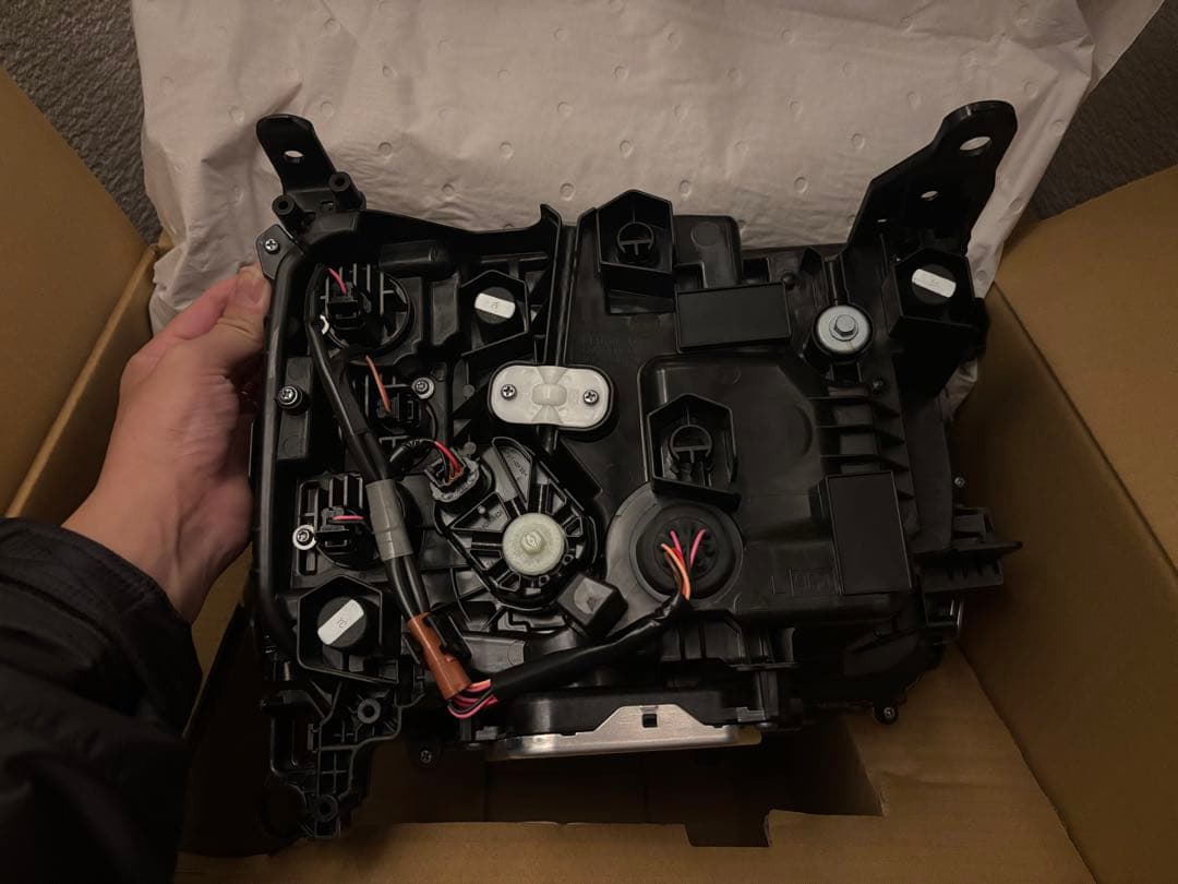 ユ*ク様 TOYOTA LEDヘッドライト　ランクル250 丸目