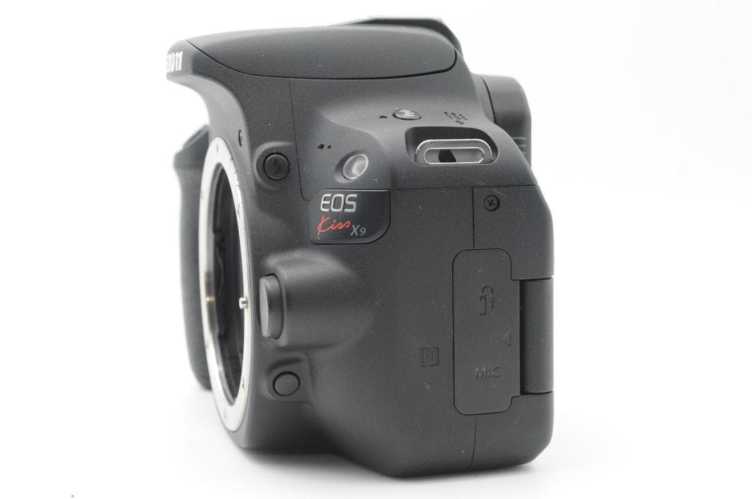 ★新品クラス④★初売りSALE★ Canon EOS Kiss x9 ダブル