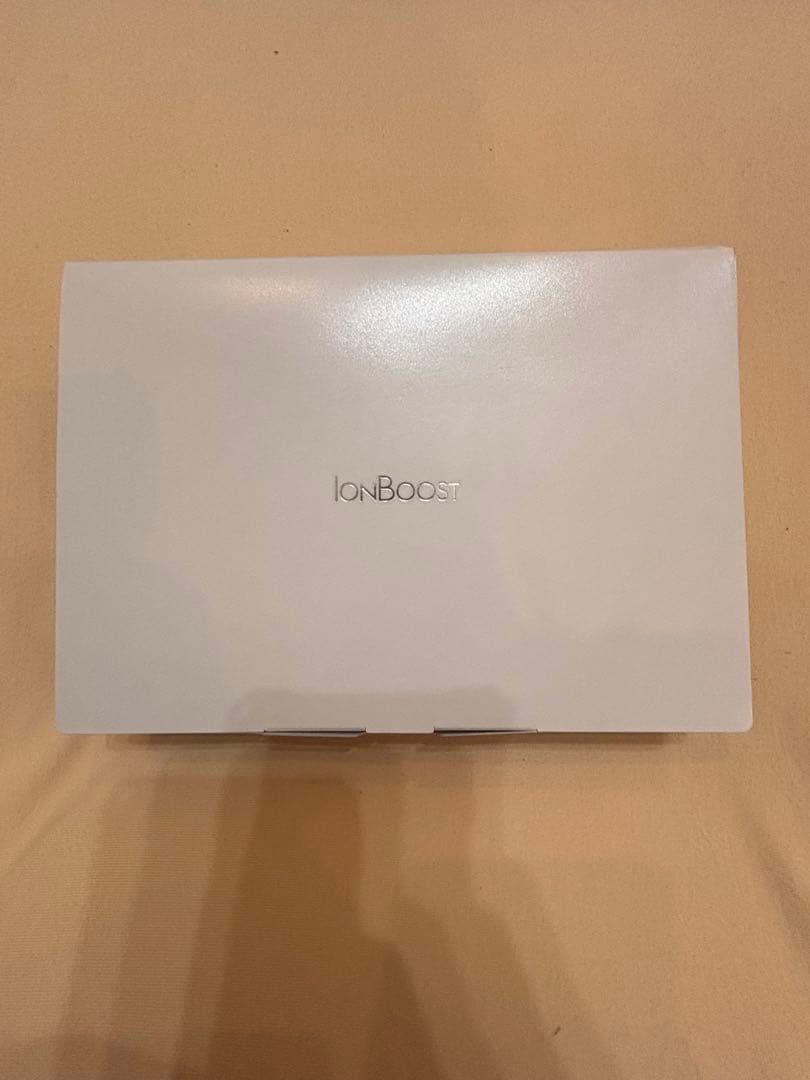 新品未使用　Panasonic IONBOOST マルチex 美顔器 ホワイト