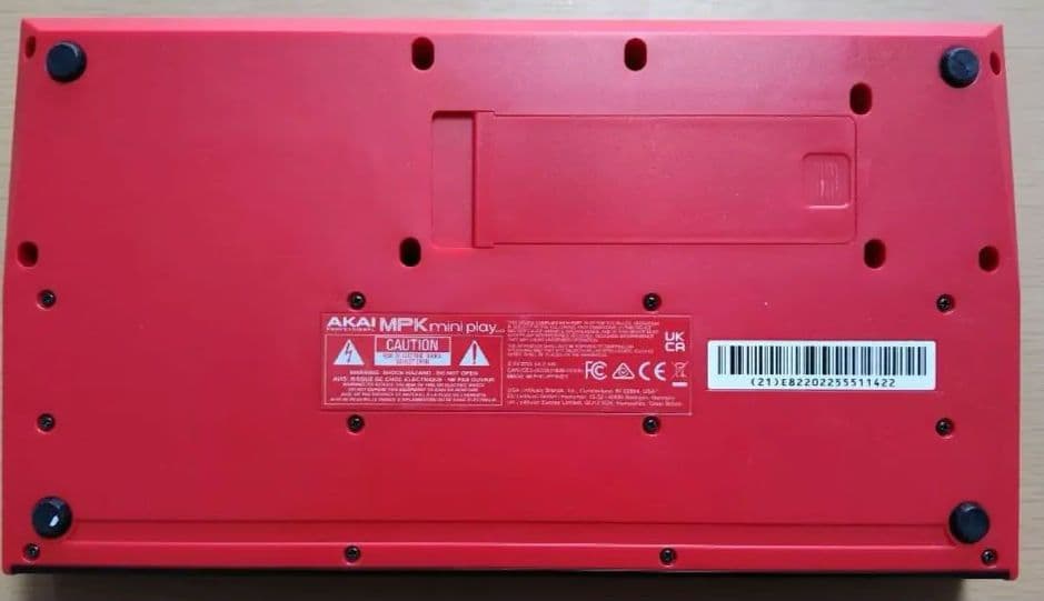 AKAI MPK Mini Playと専用保護ケースセット