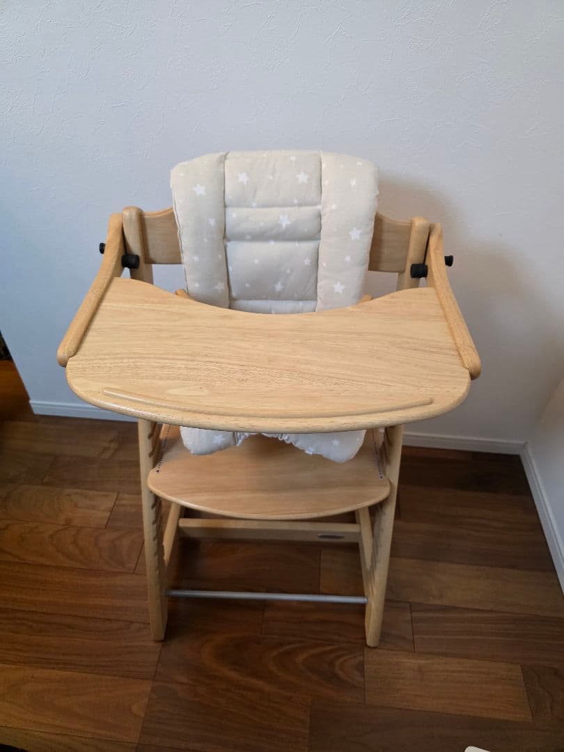 【美品】大和屋　すくすくチェアスリムプラス　テーブル　クッション付き