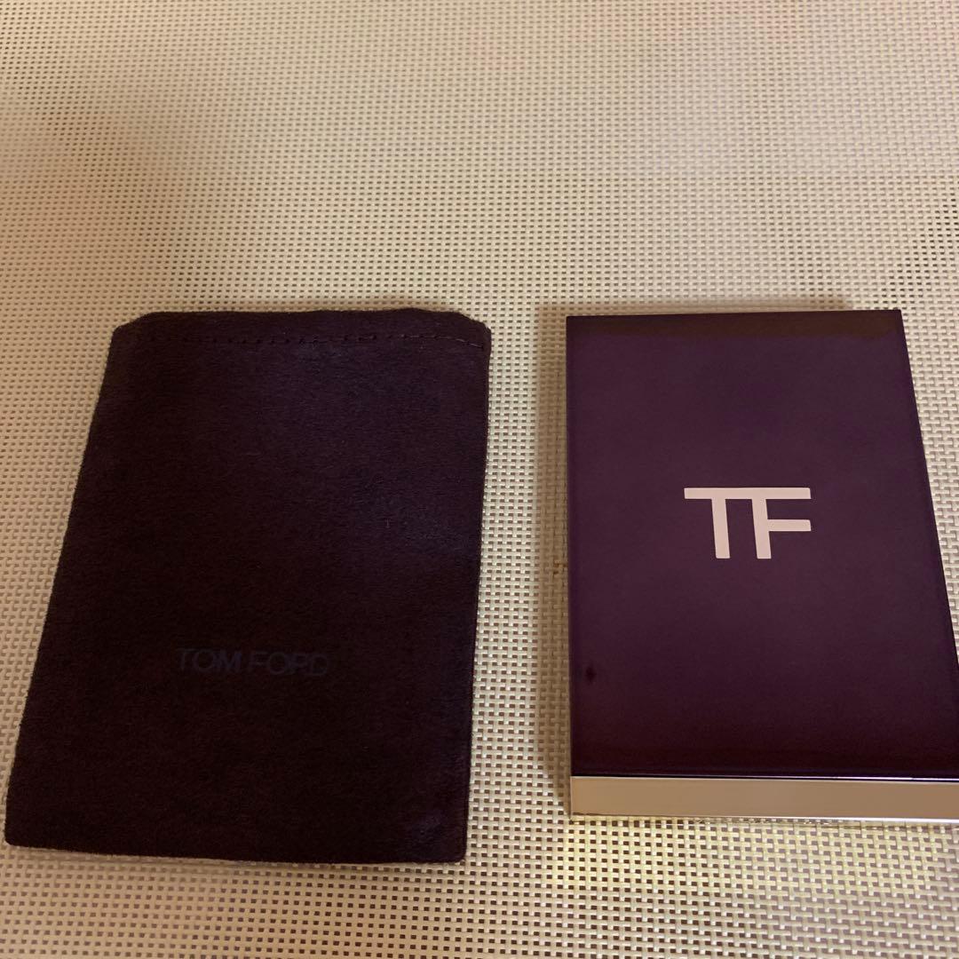 TOM FORD アイシャドウパレット 4色 オリーブスモーク