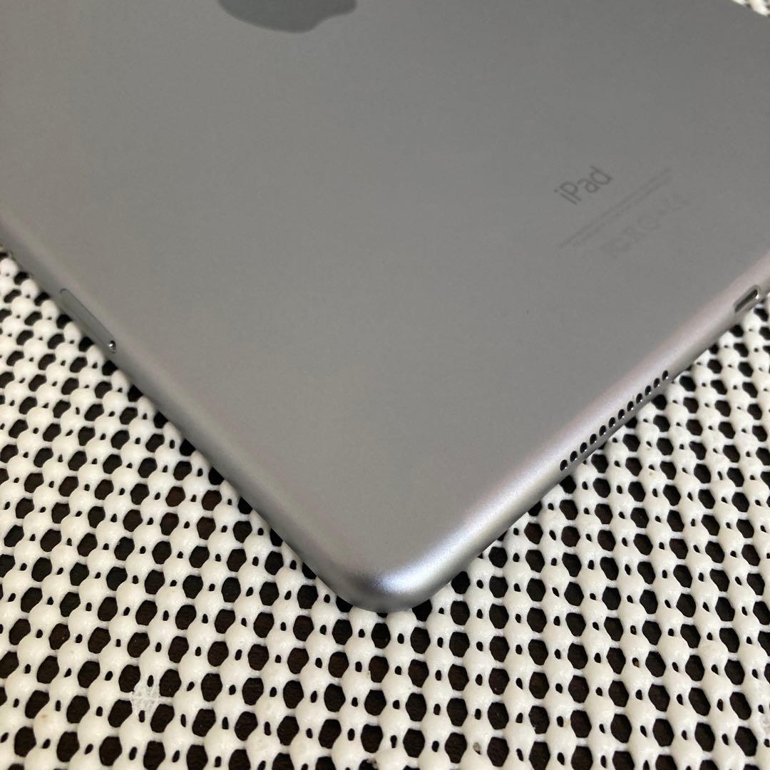 2339 電池ほぼ新品☆比較的美品☆iPad Pro 32GB SIMフリー☆