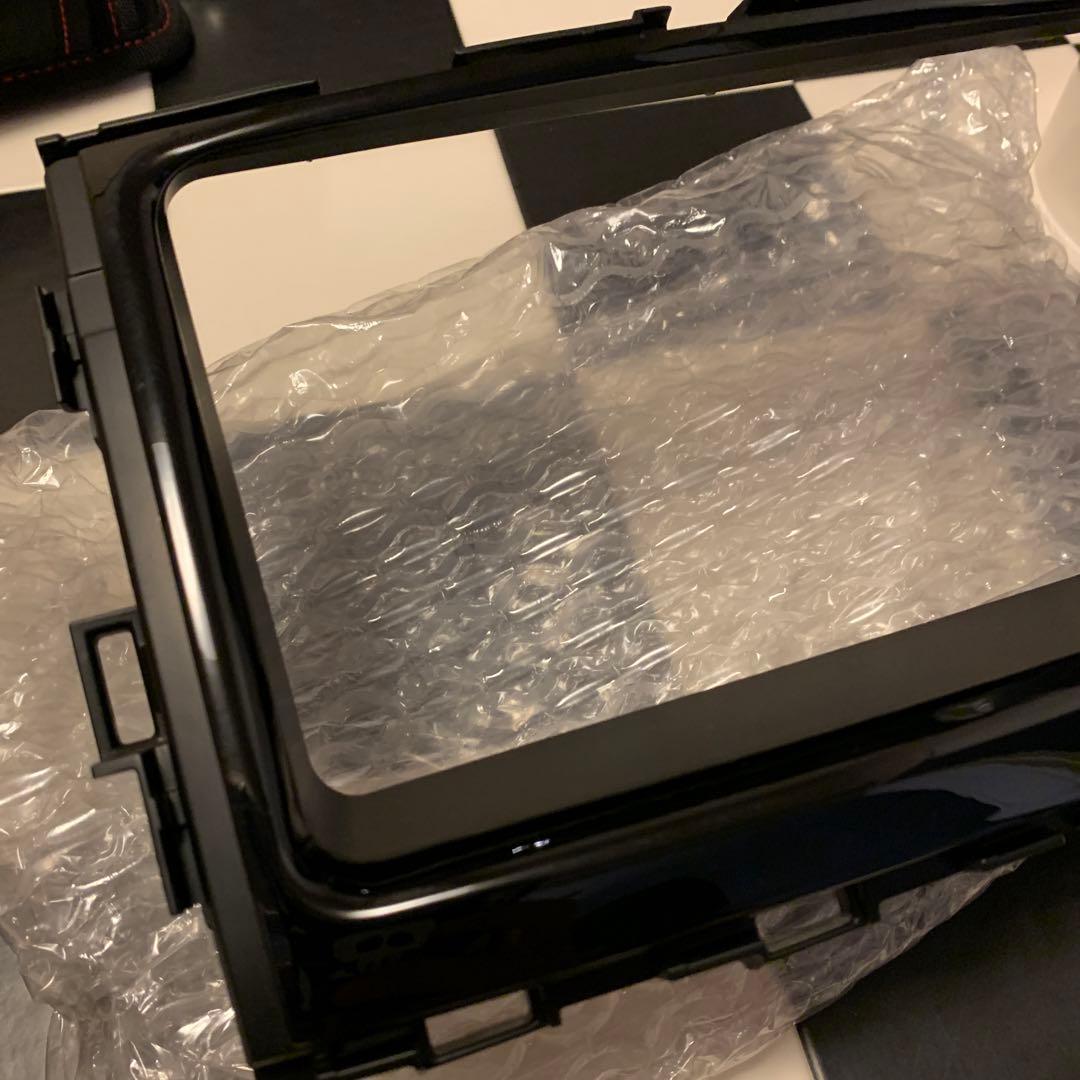 トヨタ純正ナビ7インチ　voxy 70