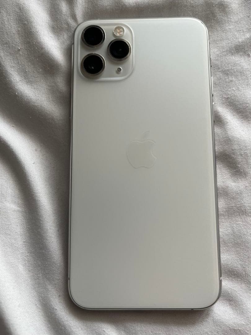 iPhone 11 pro 256GB 本体　白　シルバー　Faceid✖︎