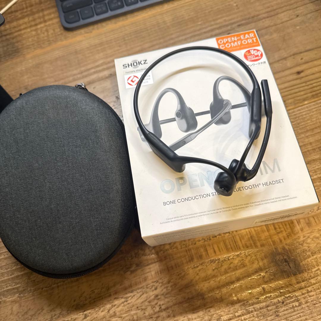 Shokz OpenComm 骨伝導ヘッドセット ケース付き