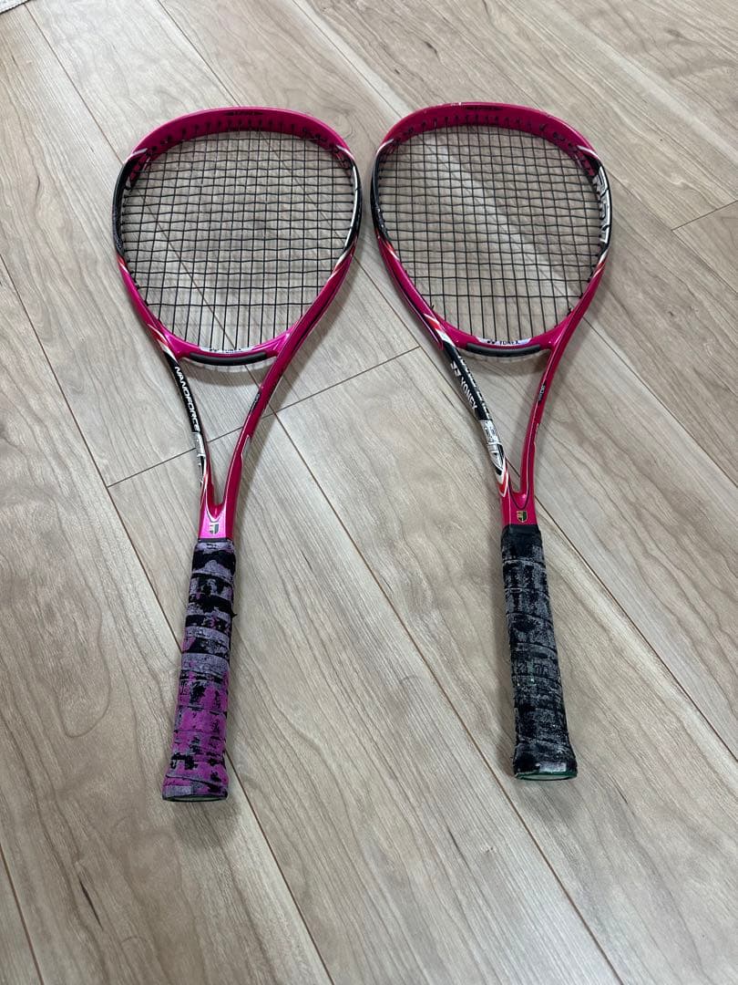 ヨネックス　ナノフォース8V Rev マゼンタ　2本セット