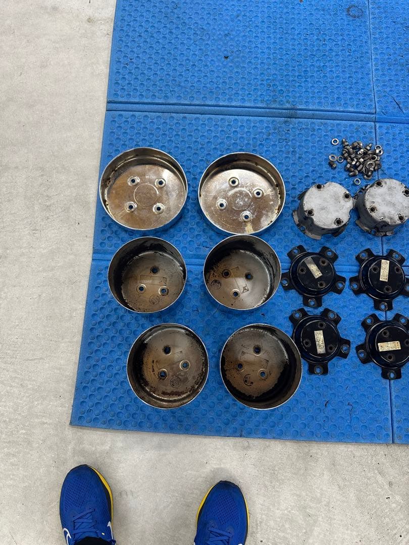 日野レンジャープロセンターハブキャップ