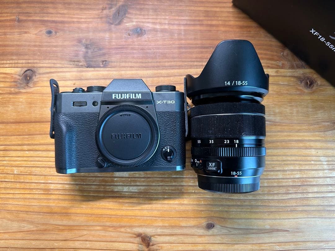 FUJIFILM X-T30 レンズセット　純正の予備バッテリー付き