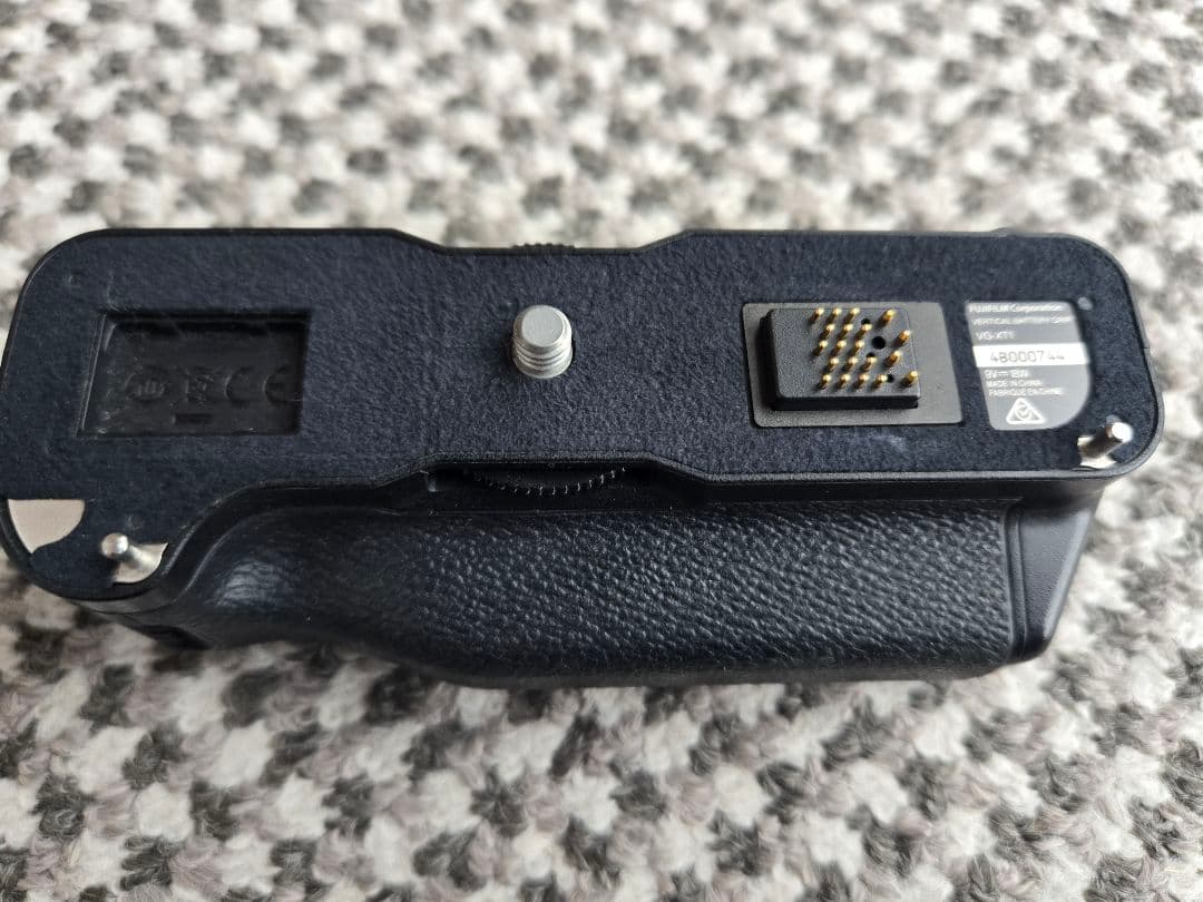 FUJIFILM X-T1 ミラーレス一眼　縦位置グリップ F VG-XT1